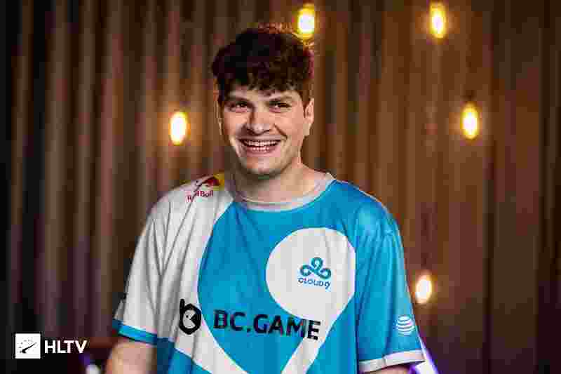 的球场进行 的球场进行