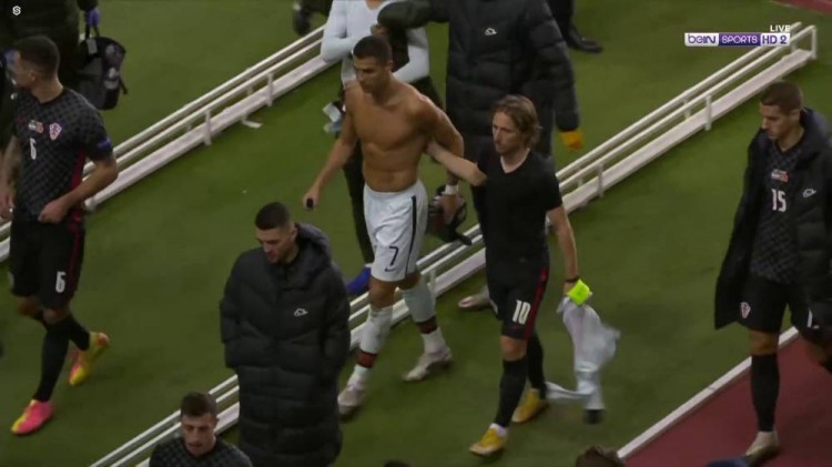 在足球场上 在足球场上