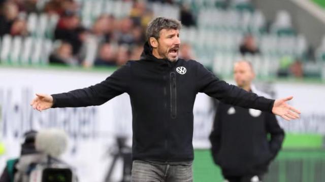 展开了关于 展开了关于