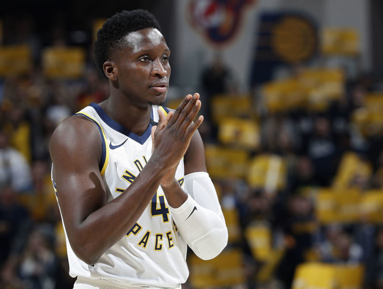 入低谷时 入低谷时