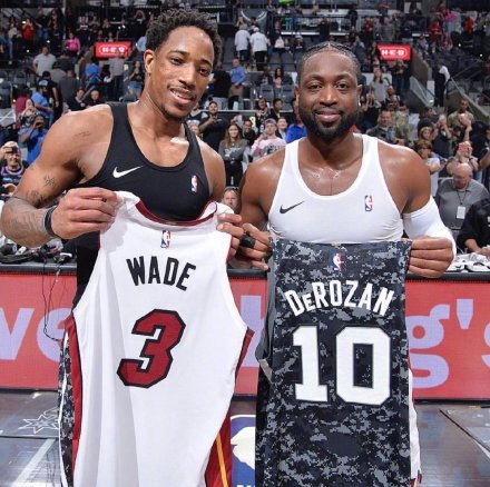 选手们在场 选手们在场